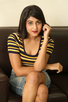 Actress Divya Rao Photos