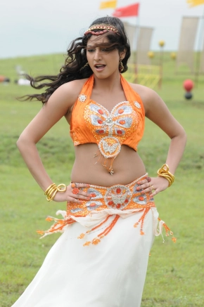 Actress Haripriya Hot Stills