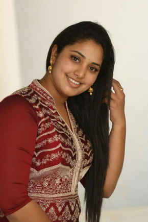 Actress Katragadda Himansee Chowdary Photos