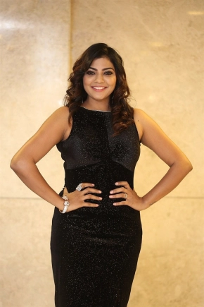 Actress Lahari Shari In Black Dress Photos