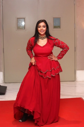 Actress Nithya Shetty In Red Dress Photos