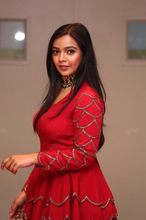 Actress Nithya Shetty In Red Dress Photos