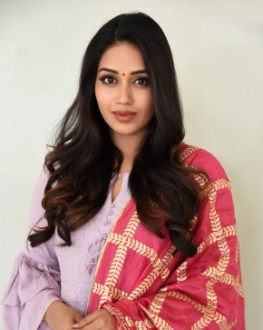 Actress Nivetha Pethuraj Photos