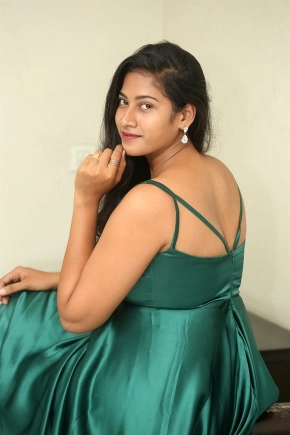 Actress Siri Chandana Krishnan Photos