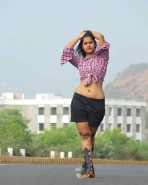 Actress Soumya Shetty Hot Photos