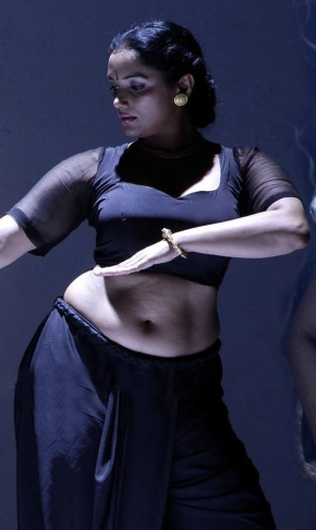 Actress Swetha Menon Hot Stills