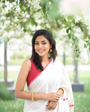 Aishwarya Lekshmi 47 Photos