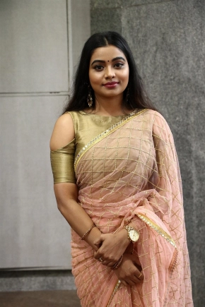 Anisha Xavier In Saree Photos