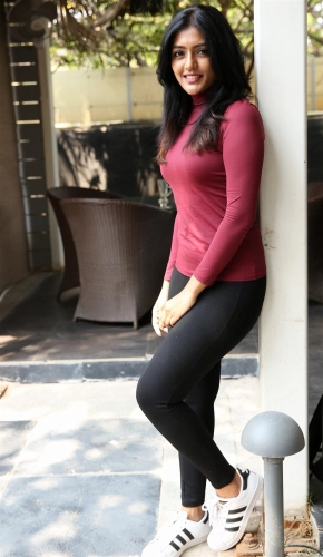 Eesha Rebba New Stills