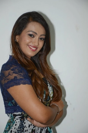 Ester Noronha New Photos BB interview