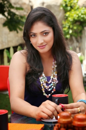 Haripriya New Hot Stills