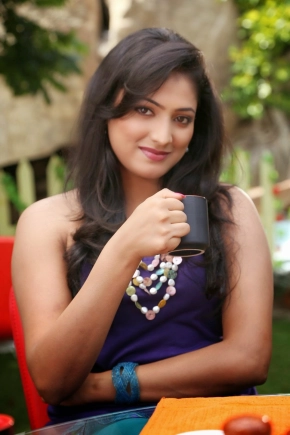 Haripriya New Hot Stills