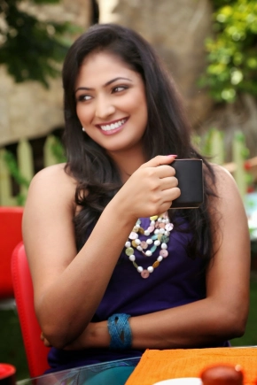 Haripriya New Hot Stills