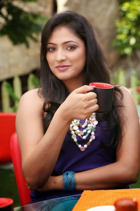 Haripriya New Hot Stills