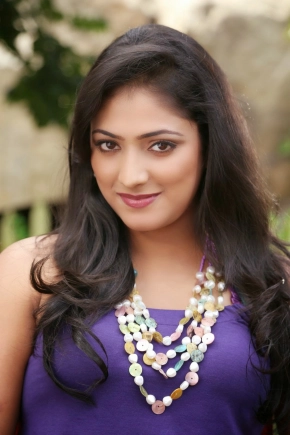 Haripriya New Hot Stills