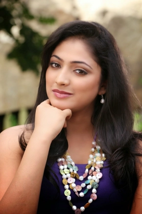 Haripriya New Hot Stills