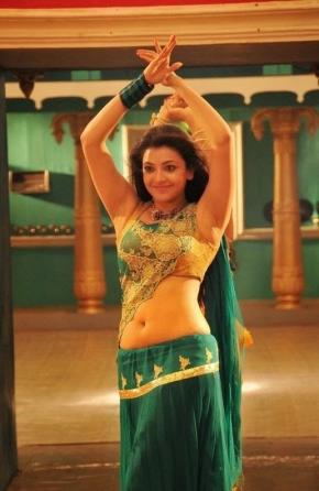 Hot Kajal Agarwal Navel Pics Spicy Navel Photos Hd Glamour Stills