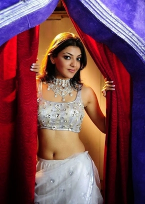 Hot Kajal Agarwal Navel Pics Spicy Navel Photos Hd Glamour Stills