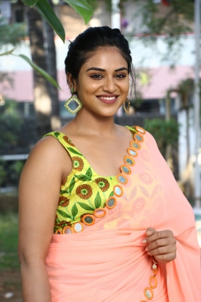 Indhuja Ravichandran In Saree Photos