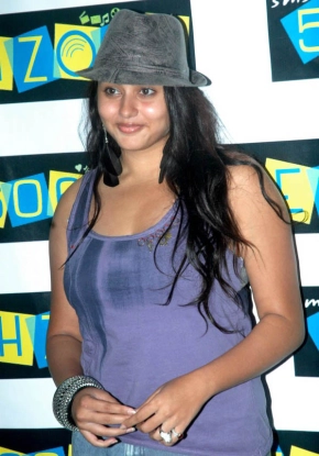 Namitha Stuns With New Hot Look 100 Photos Album