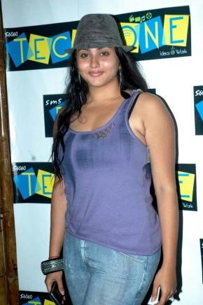 Namitha Stuns With New Hot Look 100 Photos Album