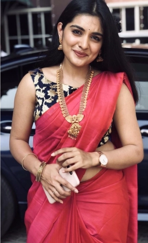 Nivetha Thomas Hot In Saree