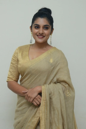 Nivetha Thomas Hot In Saree