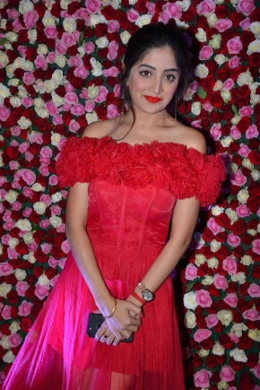 Poonam Kaur Red Photo Gallery