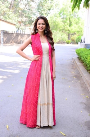 Rakul Preet Singh In Pink Dress Cool And Stylish Look Photoshoot