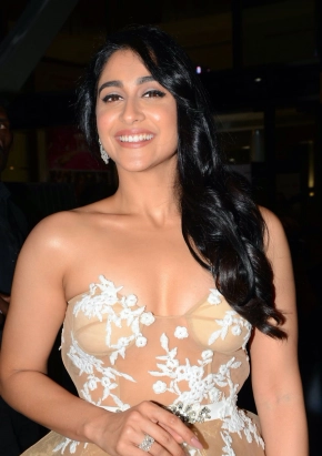 Regina Cassandra Latest Beautiful Photoshoot Stills