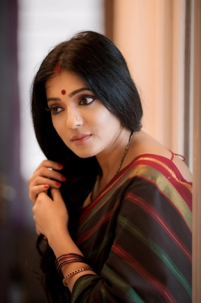 Reshma Pasupuleti In Red Saree Photos