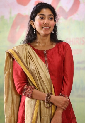 Sai Pallavi In Red Dress Photos