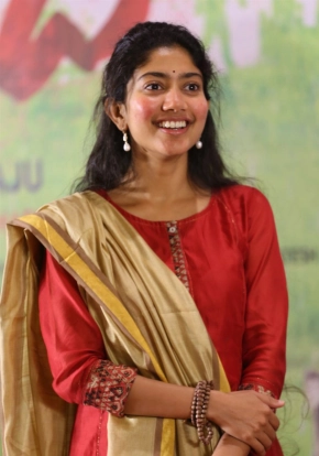 Sai Pallavi In Red Dress Photos