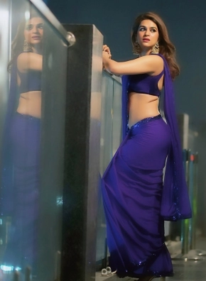 Shraddha Das Hot Navel Sexy Saree Stills