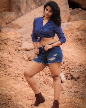 Soumya Shetty Hot Photos