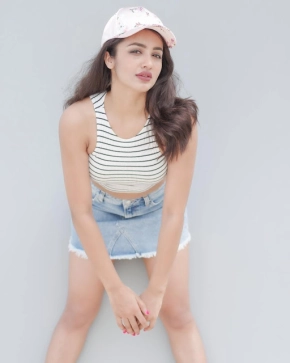 Tejaswi Madivada Twitter Photos Instagram Photos Hot Stills