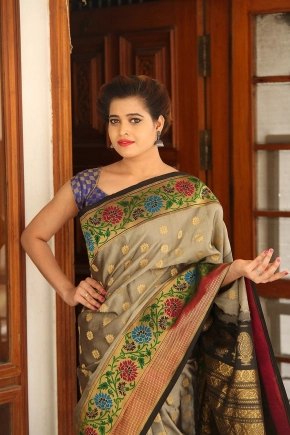 Telugu Actress Dipali Raut In Saree Photos