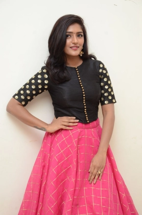 Telugu Actress Eesha Rebba Cute Looking Stills