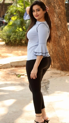 Telugu Actress Manjusha Rampalli In Tight Black Jeans