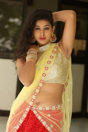 Telugu Actress Pavani In Half Saree Photos