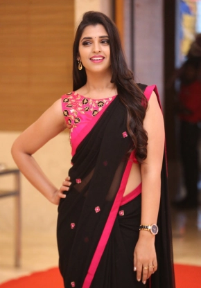 Telugu Actress Shyamala Looks Cute In Black Saree Photos