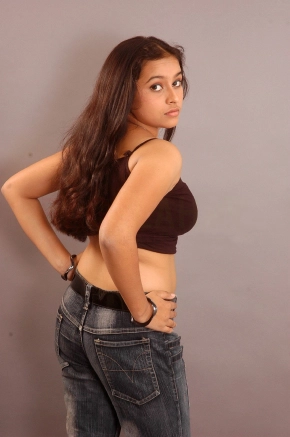 Telugu Actress Sri Divya Old Unseen Sexy Photoshoot