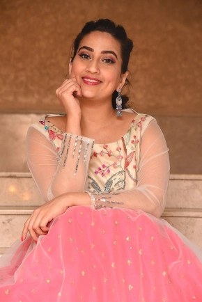 Telugu Anchor Manjusha Photos