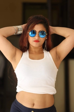 Tollywood Actress Gunnjan Aras Hot Photoshoot